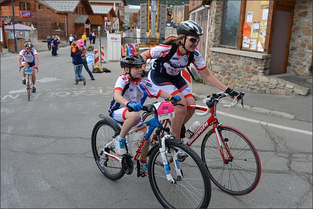 Alpe d'HuZes (6 juni 2012) F02_1965.jpg