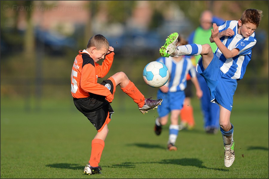 FC Den Bosch - De Jong Academy (D<12) 14 oktober 2012)F04_8869.jpg