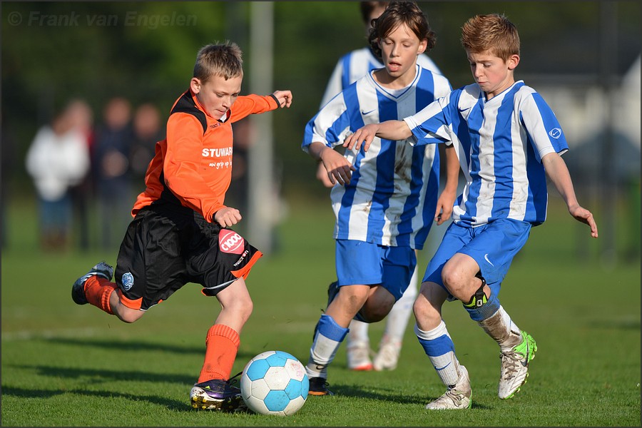FC Den Bosch - De Jong Academy (D<12) 14 oktober 2012)F04_8983.jpg