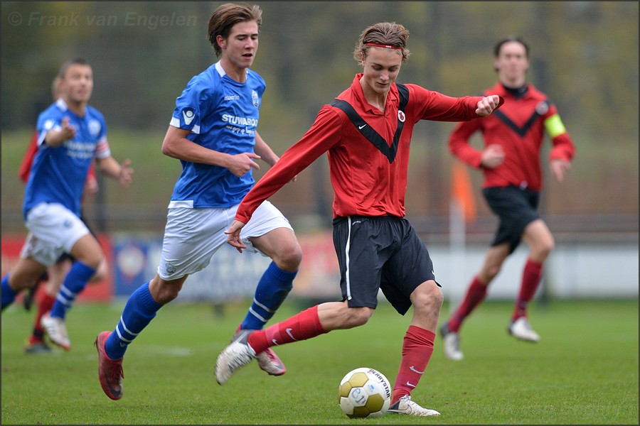 FC Den Bosch - AFC (B<17) 10 november 2012) foto Frank van Engelen F05_7730.jpg