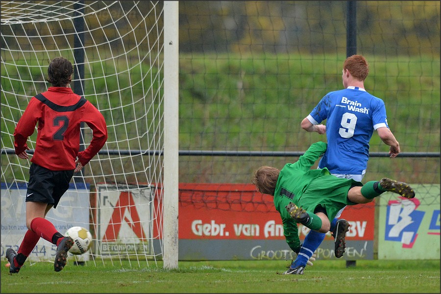 FC Den Bosch - AFC (B<17) 10 november 2012) foto Frank van Engelen F05_7813.jpg