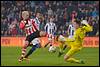 12-03-2016: Voetbal: PSV v SC Heerenveen: Eindhoven
(L-R) Maxime Lestienne of PSV, Jeremiah St. Juste of SC Heerenveen, goalkeeper Erwin Mulder of SC Heerenveen - fe1603120676.jpg